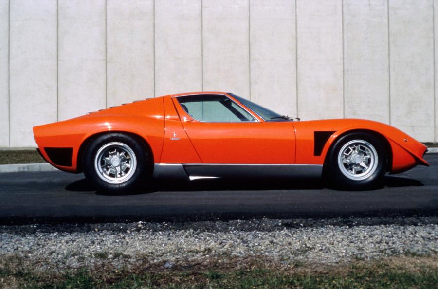  Lamborghini Miura Jota 1970 года  (фото 3 из 6)